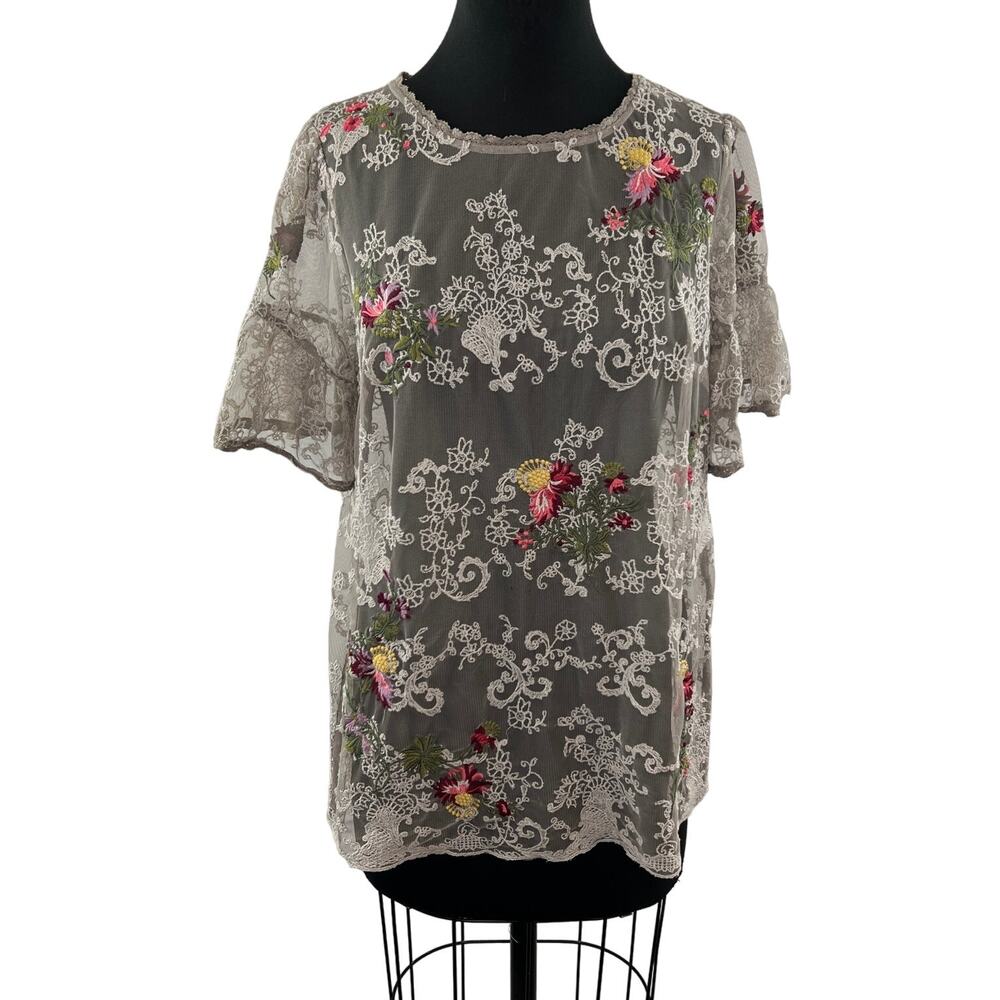SUNDANCE Beige Blouse Floral Lace Embroidered Flutter Sleeve Size Medium M